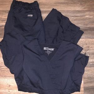 Greys anatomy scrubs set size small!